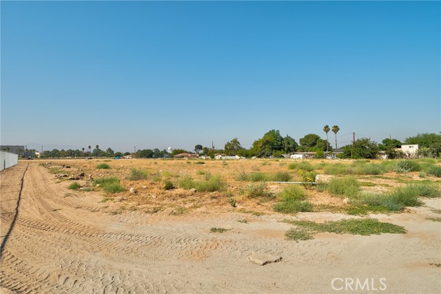 0 E 5th Street, San Bernardino CA: https://media.crmls.org/medias/6f5b1bda-03d0-4e35-9250-2dbf703d4d4f.jpg