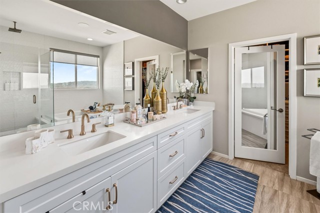 Detail Gallery Image 31 of 63 For 18262 Astro Ct, Saugus,  CA 91350 - 4 Beds | 3 Baths