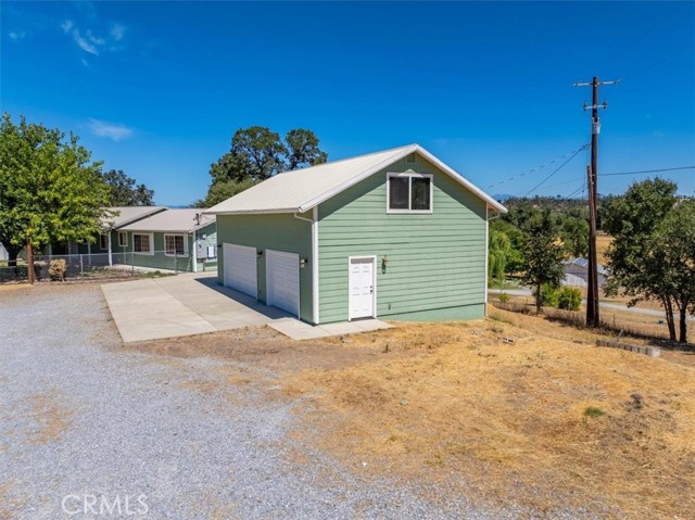 22132 Los Robles Way, Palo Cedro CA: https://media.crmls.org/medias/6f5b53bb-a749-4f56-aede-993e5c51c3dc.jpg