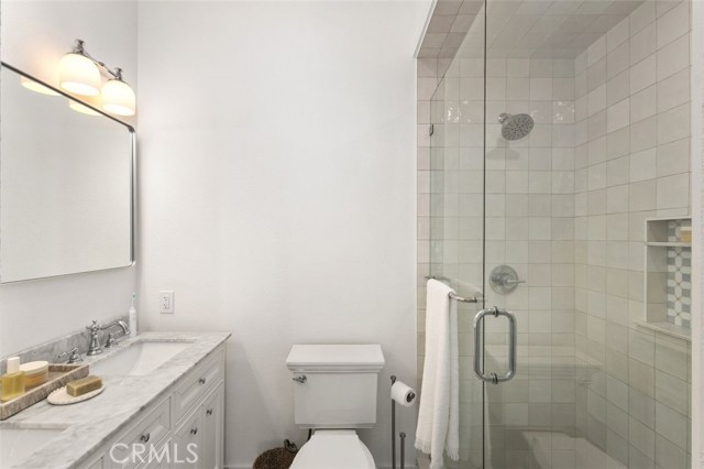 24 Corsica Drive, Newport Beach CA: https://media.crmls.org/medias/6f5b7308-494a-48ef-9b7c-a883c814dc07.jpg