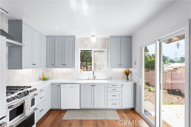 6023 Acacia Avenue, Whittier CA: https://media.crmls.org/medias/6f5b9292-4d78-4c50-a26b-bc00b311ed28.jpg