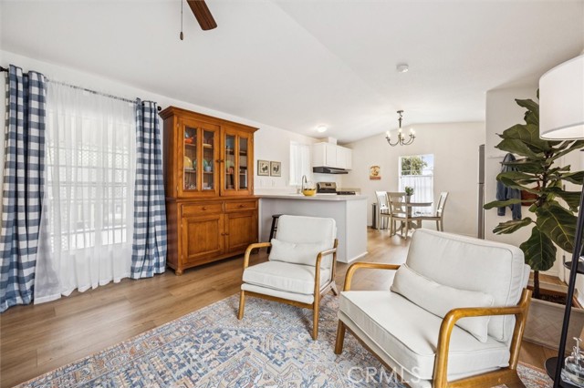 3960 S Higuera Street, San Luis Obispo CA: https://media.crmls.org/medias/6f5c3907-0fd0-48be-b5c4-1c657c3ff708.jpg