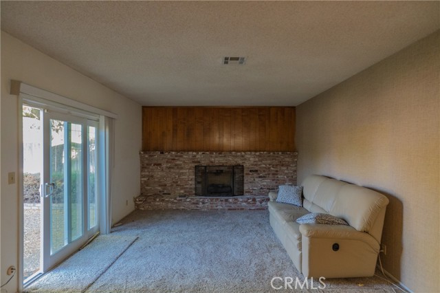 Detail Gallery Image 3 of 45 For 315 Diane Ct, Merced,  CA 95348 - 3 Beds | 2 Baths