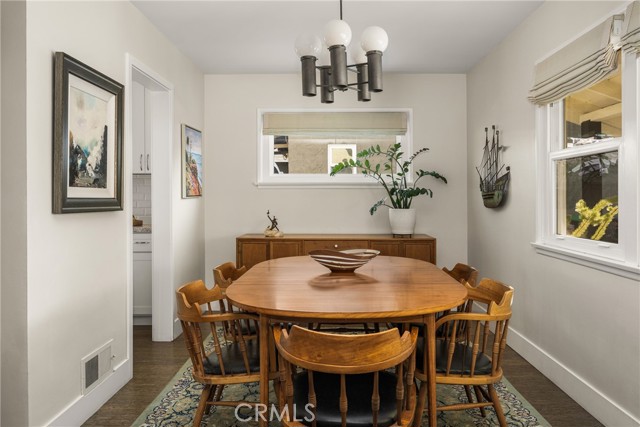 Detail Gallery Image 10 of 53 For 943 E Everett Place, Orange,  CA 92867 - 2 Beds | 2 Baths