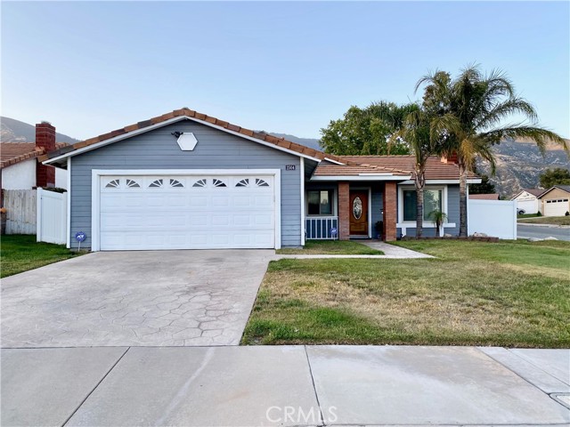 2504 Periwinkle Dr, San Bernardino, CA 92407