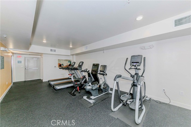 Detail Gallery Image 31 of 39 For 436 S Virgil Ave #403,  Los Angeles,  CA 90020 - 2 Beds | 2 Baths