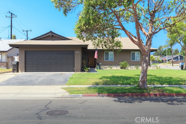 16361 Silver Ln, Huntington Beach, CA 92647