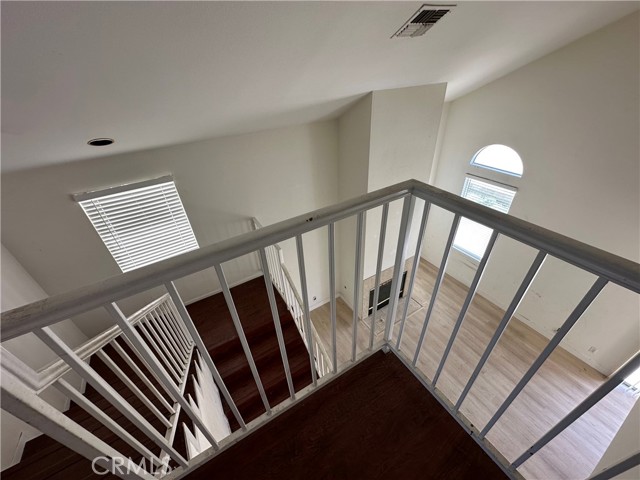 Detail Gallery Image 10 of 20 For 21041 Gault #C,  Canoga Park,  CA 91303 - 3 Beds | 2/1 Baths