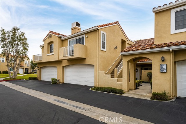 Detail Gallery Image 1 of 26 For 2344 Paseo Circulo, Tustin,  CA 92782 - 2 Beds | 2 Baths