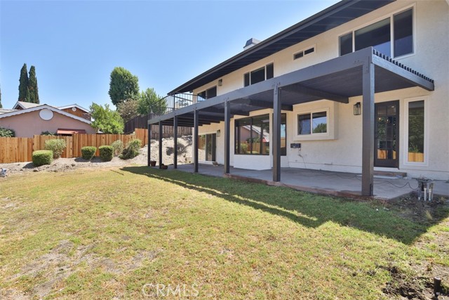 Detail Gallery Image 25 of 30 For 22450 Maycotte Rd, Woodland Hills,  CA 91364 - 3 Beds | 3 Baths