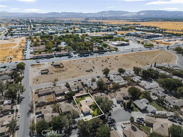 Detail Gallery Image 31 of 34 For 348 E Avenue J14, Lancaster,  CA 93535 - 4 Beds | 2 Baths