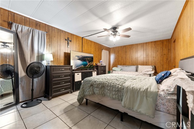 2230 Lake Park Dr, San Jacinto CA: https://media.crmls.org/medias/6f633319-b4d3-41e0-9a0c-6e6a9816db2e.jpg