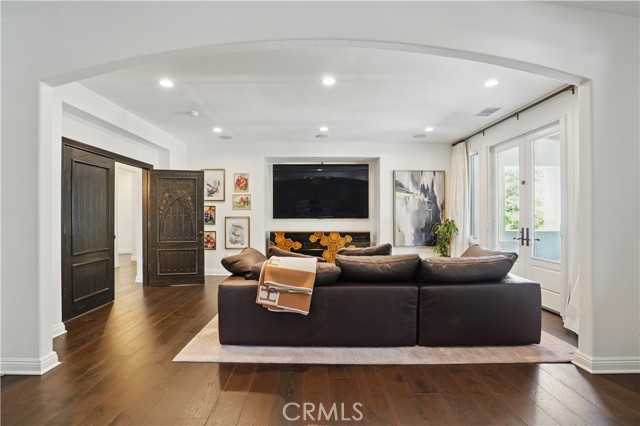 Detail Gallery Image 24 of 53 For 3805 Prado De Las Uvas, Calabasas,  CA 91302 - 5 Beds | 6/1 Baths