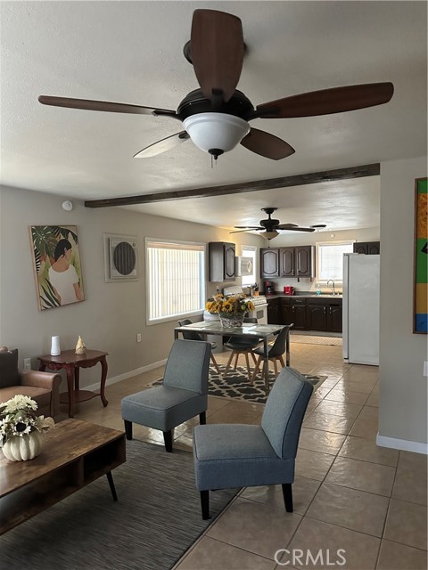 Detail Gallery Image 3 of 7 For 4846 W Avenue L10, Quartz Hill,  CA 93536 - 3 Beds | 2 Baths