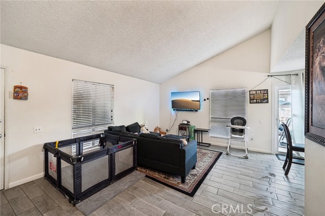 Detail Gallery Image 2 of 12 For 45546 Aladdin St #A101,  Indio,  CA 92201 - 3 Beds | 2 Baths