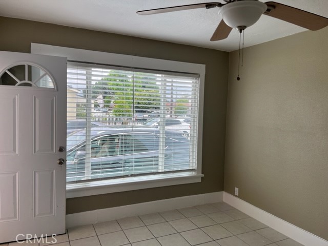 12426 224th Street, Hawaiian Gardens CA: https://media.crmls.org/medias/6f642517-cd95-4028-9265-3d23025c4ed1.jpg