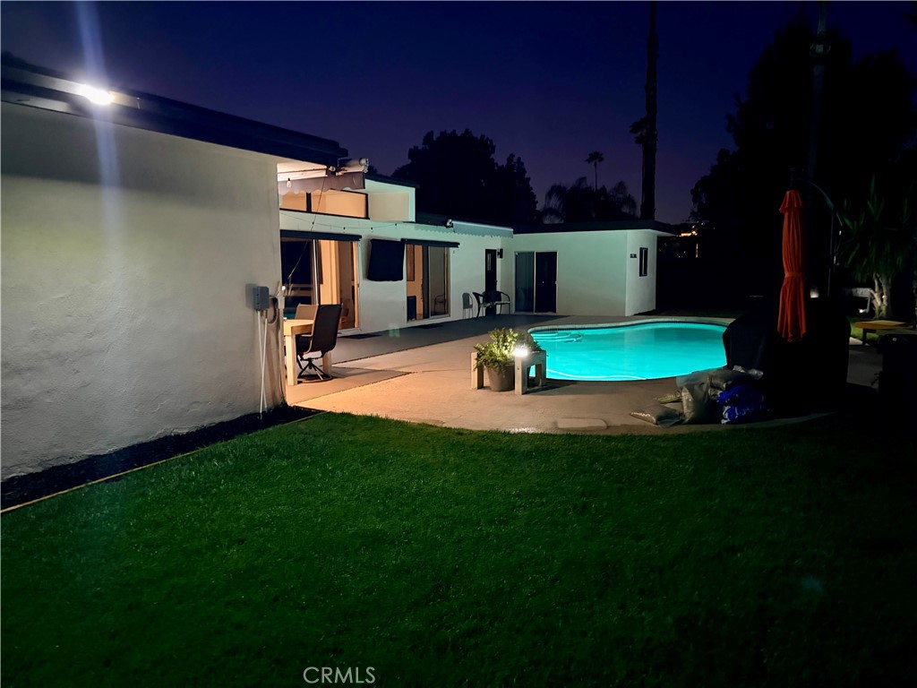 https://media.crmls.org/medias/6f651808-2fd4-4840-b9e2-f4cce130aa5d.jpg?preset=X-Large