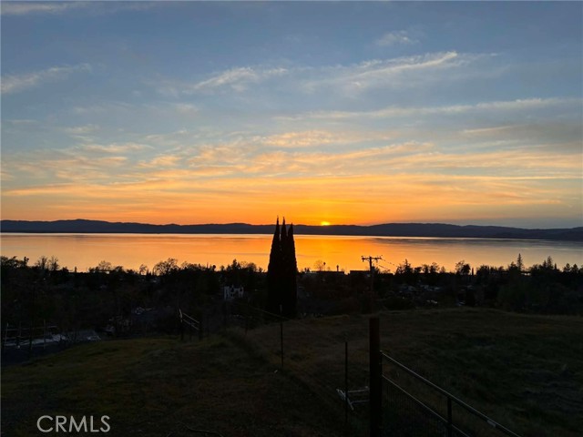 Detail Gallery Image 11 of 11 For 3891 Sunset, Lucerne,  CA 95458 - 3 Beds | 2 Baths