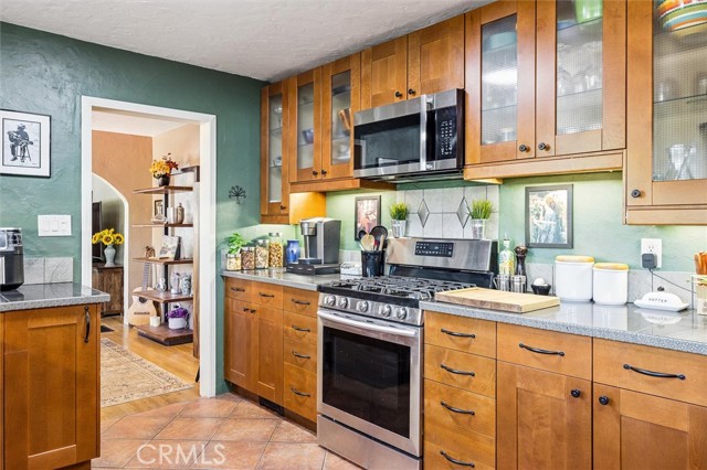 Detail Gallery Image 17 of 55 For 1849 Vine Street, Paso Robles,  CA 93446 - 6 Beds | 3/1 Baths