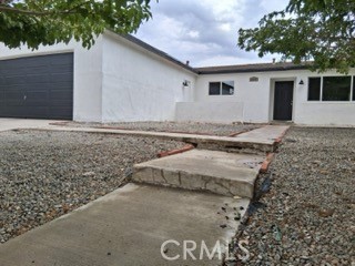 Detail Gallery Image 14 of 18 For 16581 Desert Sands Rd, Victorville,  CA 92395 - 3 Beds | 2 Baths
