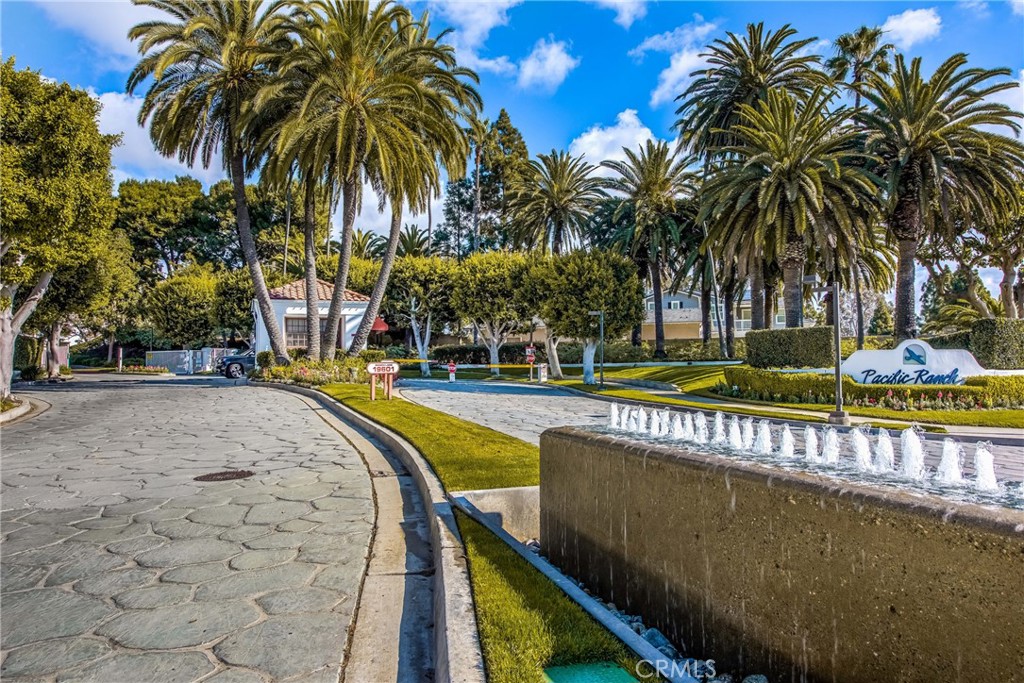 https://media.crmls.org/medias/6f669a7b-7d98-4cae-a8f1-2e7e3273fb96.jpg?preset=X-Large