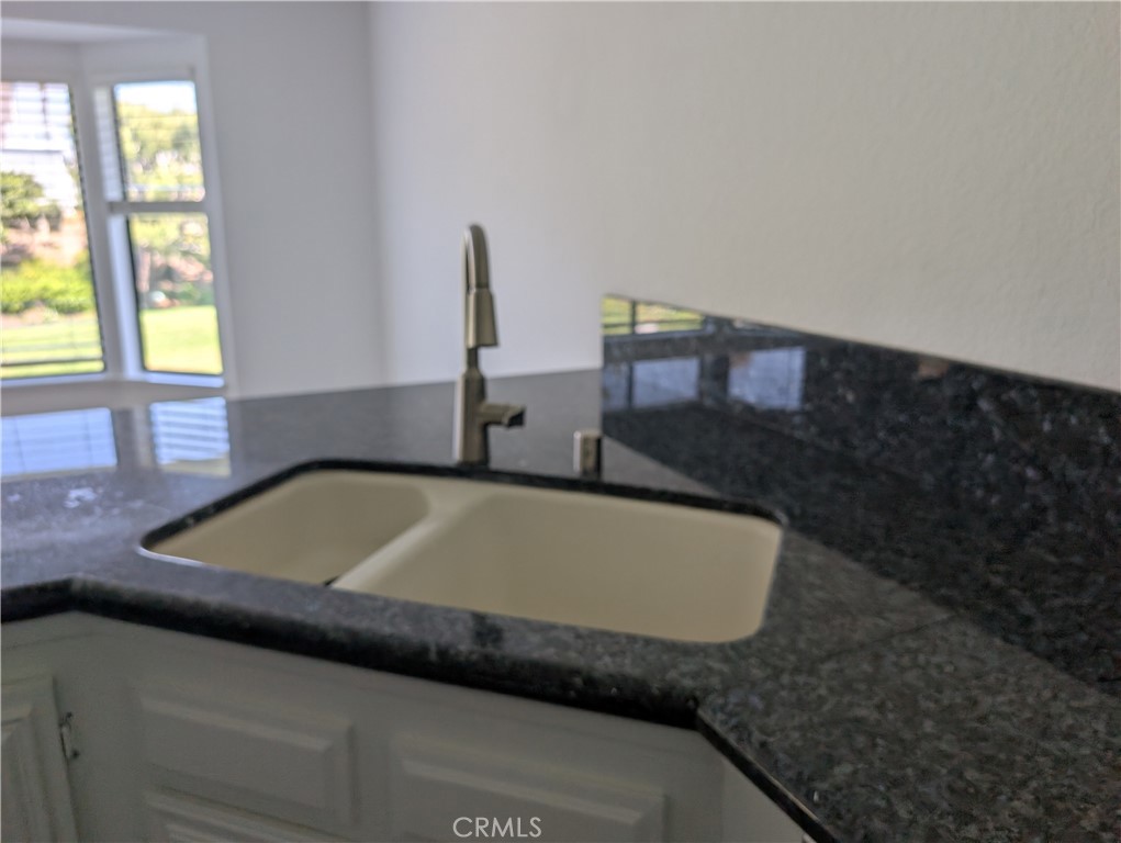 MLS #OC25119547 img 4
