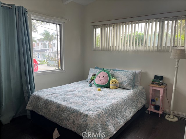 3300 Seaview Avenue, Corona del Mar CA: https://media.crmls.org/medias/6f673f5c-15b3-4b21-b4ae-8d59278cd9c6.jpg