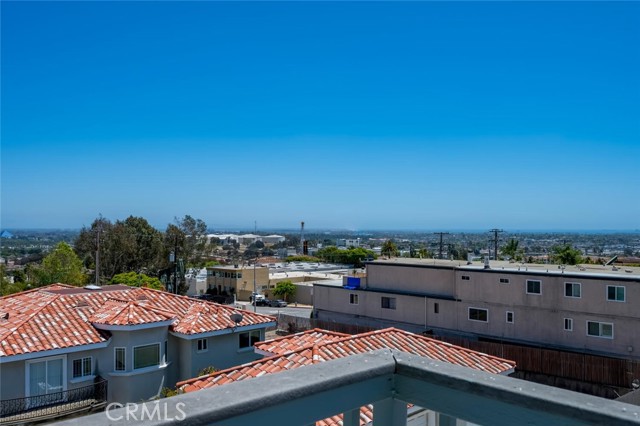Detail Gallery Image 39 of 75 For 2230 Ohio Ave #4,  Signal Hill,  CA 90755 - 3 Beds | 2/1 Baths