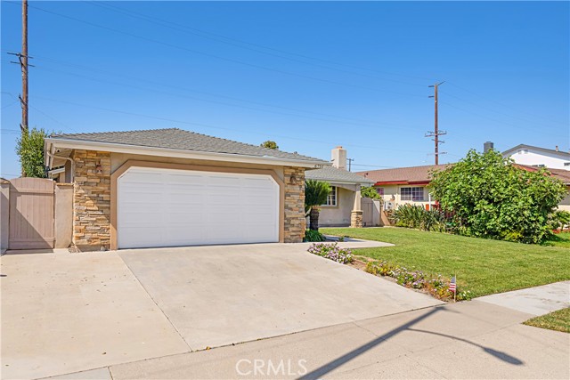 Image 2 for 6751 Walton Dr, Huntington Beach, CA 92647