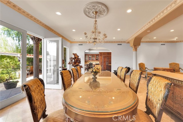 22349 Dolorosa Street, Woodland Hills CA: https://media.crmls.org/medias/6f691e80-785e-4cf7-a503-c310c1e64c18.jpg