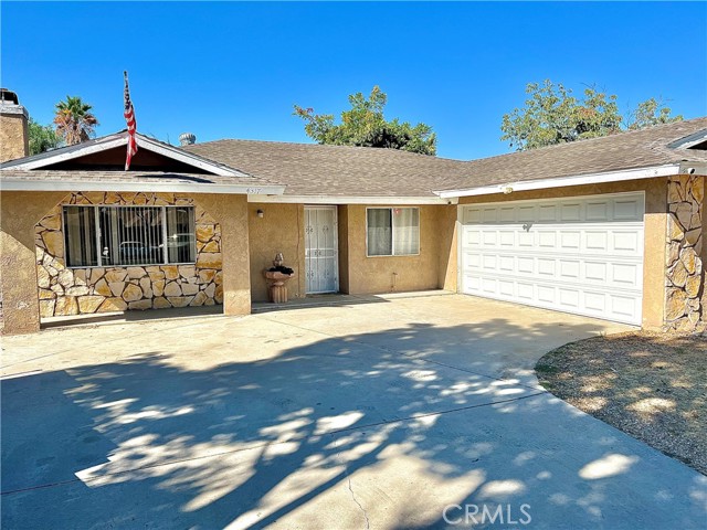 Detail Gallery Image 2 of 27 For 4317 Valentine Ln, Hemet,  CA 92544 - 3 Beds | 2 Baths