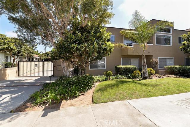 2412 Rockefeller Lane, Redondo Beach, California 90278, 3 Bedrooms Bedrooms, ,2 BathroomsBathrooms,Residential,Sold,Rockefeller,SB16170423