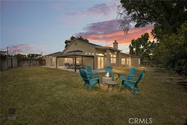 Detail Gallery Image 2 of 55 For 11001 Four Bears, Bakersfield,  CA 93312 - 4 Beds | 2 Baths