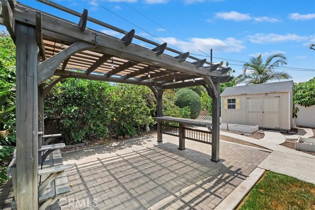 550 N Dexford Drive, La Habra CA: https://media.crmls.org/medias/6f6b861d-b1c4-44e6-8f68-673aa5dbbfbf.jpg
