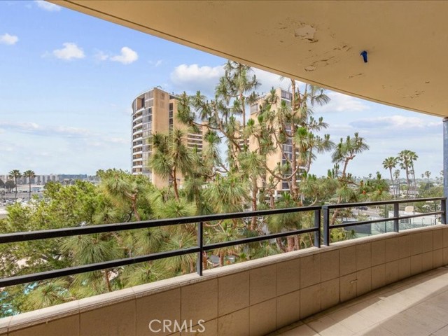 Detail Gallery Image 21 of 29 For 4314 Marina City Drive #116,  Marina Del Rey,  CA 90290 - 3 Beds | 2 Baths