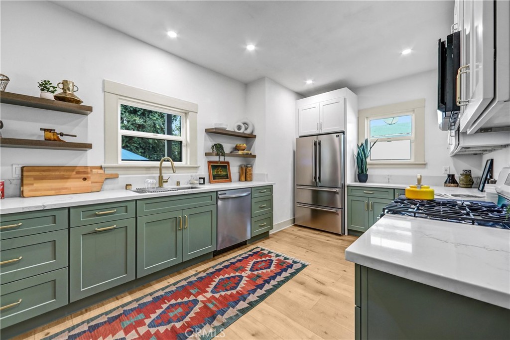 MLS #SR25188631 image #10