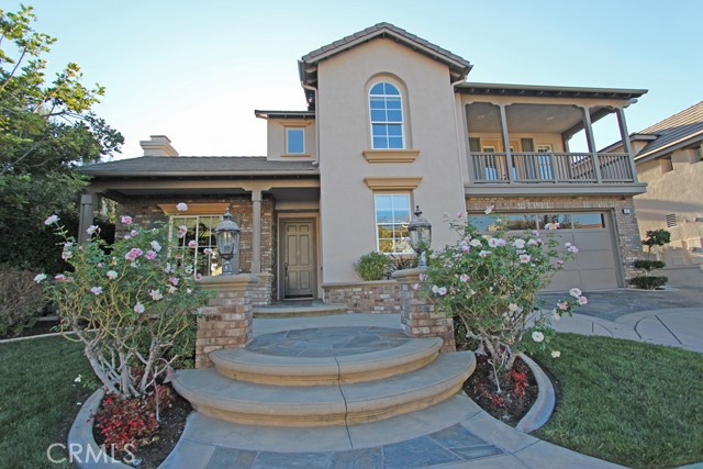 27 Running Brook Dr
