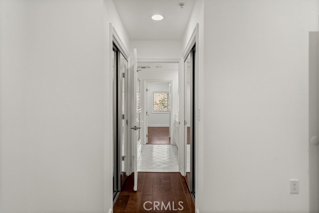 Detail Gallery Image 27 of 61 For 11504 Moorpark St #103,  Studio City,  CA 91602 - 3 Beds | 2/1 Baths