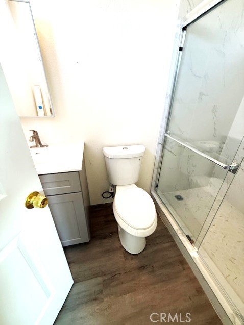 7702 Baird, Reseda CA: https://media.crmls.org/medias/6f6e29b9-2b5a-4da7-9163-c283ad2483cc.jpg