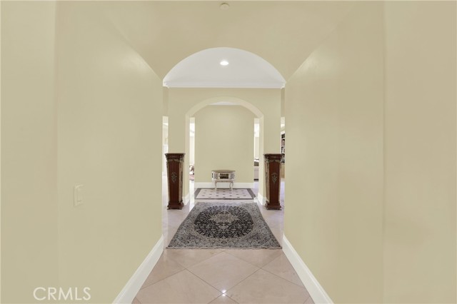 Detail Gallery Image 13 of 69 For 7231 Brandon Ct, Riverside,  CA 92506 - 6 Beds | 6/1 Baths