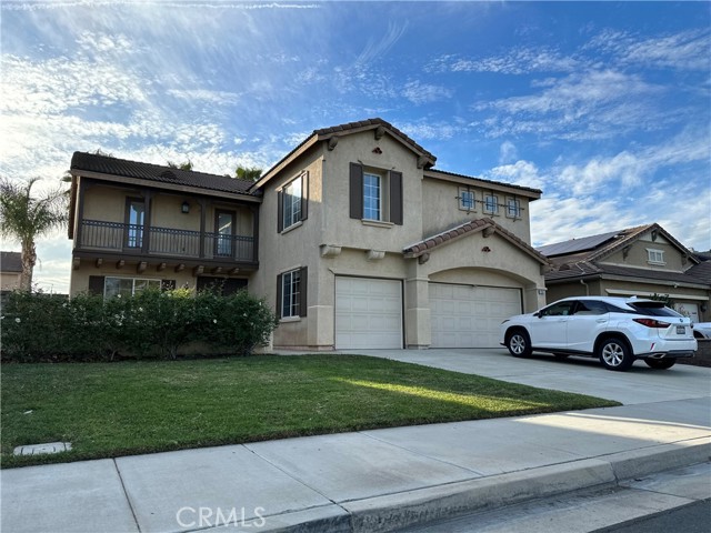 7297 Cobble Creek Drive, Eastvale CA: https://media.crmls.org/medias/6f6f8195-a2b0-4f8c-baab-f6ef157abe14.jpg
