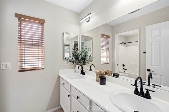 Detail Gallery Image 25 of 51 For 14569 Longwood Ave, Chino,  CA 91710 - 4 Beds | 2/1 Baths