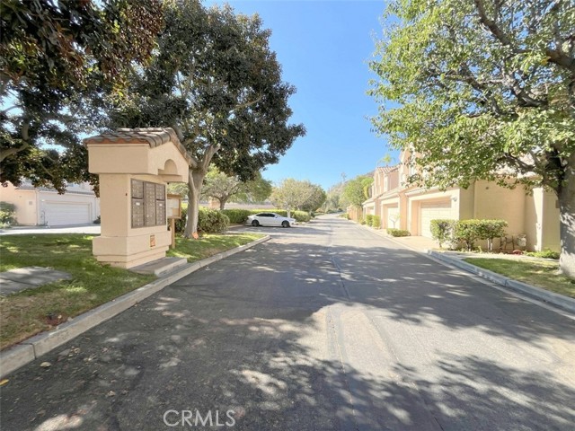 Detail Gallery Image 28 of 31 For 1921 Caminito De La Valle, Glendale,  CA 91208 - 2 Beds | 3 Baths