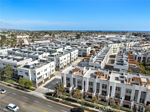Detail Gallery Image 28 of 50 For 645 W 17th St, Costa Mesa,  CA 92627 - 3 Beds | 2/2 Baths