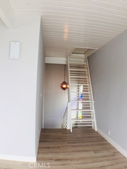31501 Burnside Place, Laguna Beach CA: https://media.crmls.org/medias/6f713a04-de34-4e93-acfb-168d05db13f2.jpg