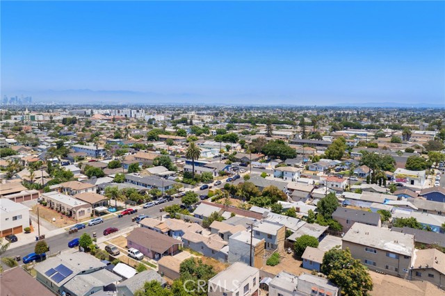 1220 91st Street, Los Angeles CA: https://media.crmls.org/medias/6f7205e7-5b32-4c3e-8799-75c5a081755f.jpg