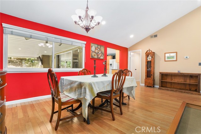 Detail Gallery Image 8 of 29 For 18076 Tulsa St, Granada Hills,  CA 91344 - 3 Beds | 2 Baths