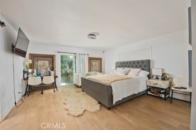 Detail Gallery Image 21 of 49 For 2057 Woodglen St, Simi Valley,  CA 93065 - 4 Beds | 2/1 Baths