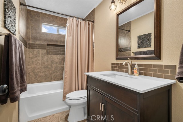 510 Archibald Court, Colton CA: https://media.crmls.org/medias/6f72dab8-fca4-4bed-be01-58389d9b4f0e.jpg
