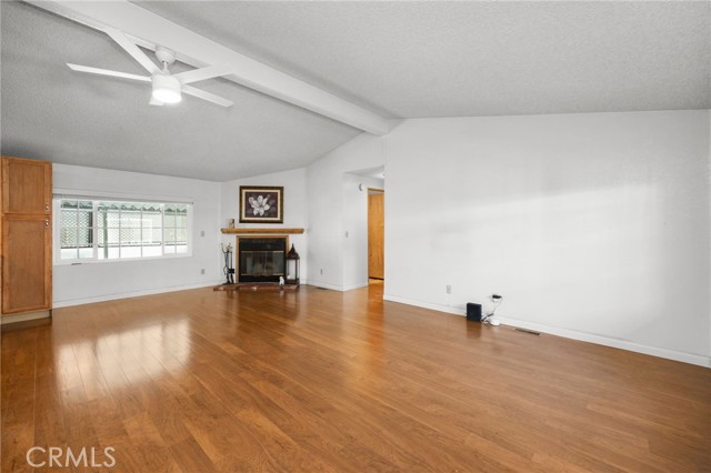 Detail Gallery Image 7 of 35 For 235 S Beach #75,  Anaheim,  CA 92804 - 3 Beds | 2 Baths